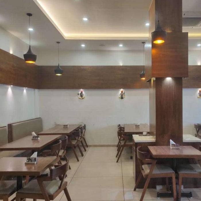 Warm Dining Ambience